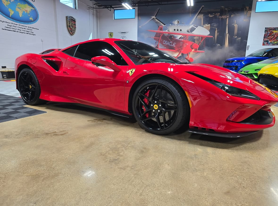 Ferrari F8