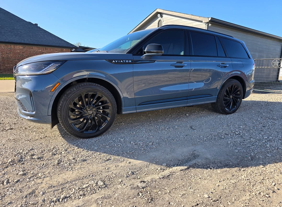 Lincoln Aviator